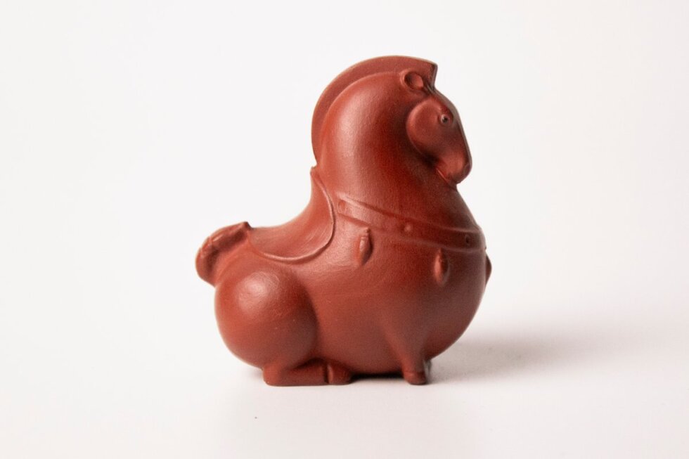 Чайная фигурка из исинской глины Хун Ни