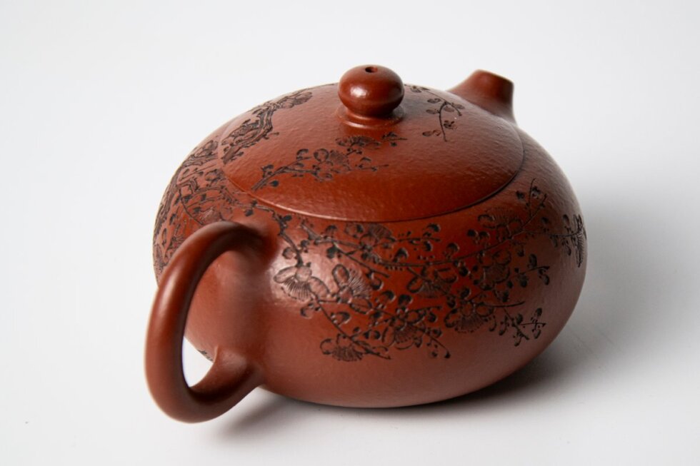 Чайник из исинской глины Хун Ни от мастера Ван Ся, 190 мл.