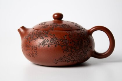 Чайник из исинской глины Хун Ни от мастера Ван Ся, 190 мл.