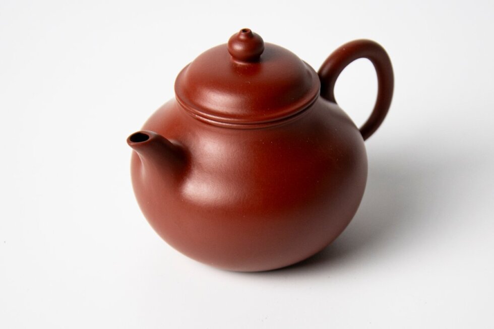 Чайник из исинской глины Хун Ни, 125 мл.