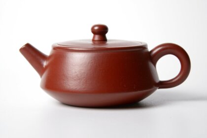 Чайник из исинской глины Хун Ни, 150 мл.