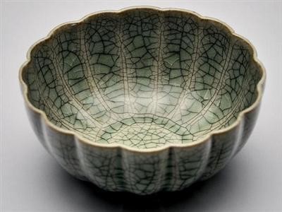 Фарфор Гэ Яо (哥窑 )
