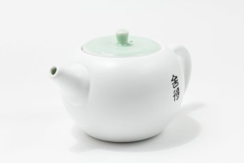 Фарфоровый чайник, 230 мл.