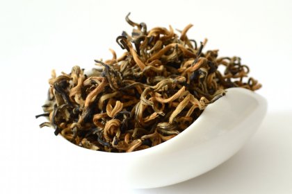 Красный чай Хуань Цзинь Ло, 2016 год