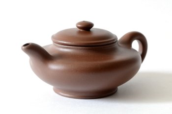 Чайник из глины "Лампа", 125 мл