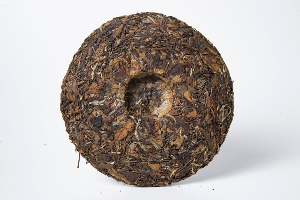 Выдержанный белый чай Лао Шоу Мэй 2017 года