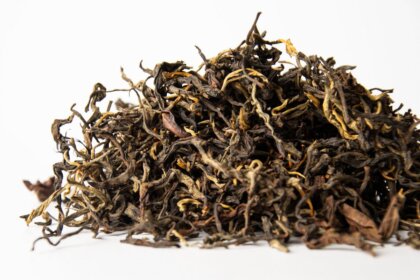 Красный юньнаньский чай Мэнсун Шайхун, 2025 год