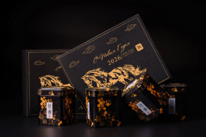 Набор с чаем (4 чая) D6