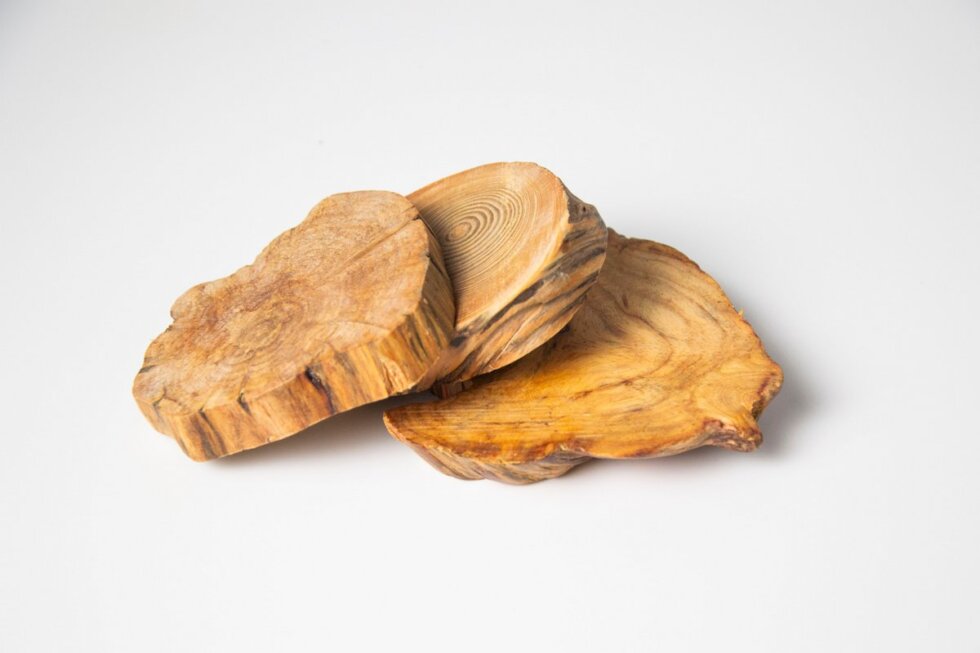 Подставка из агарового дерева