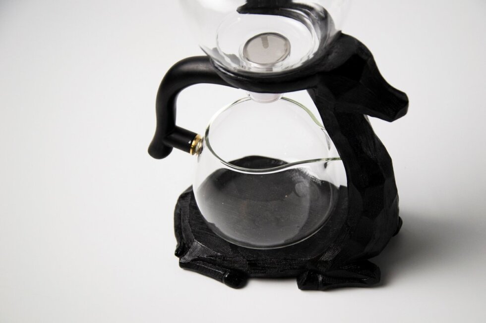 Заварочная станция "Темный олень", дерево и стекло